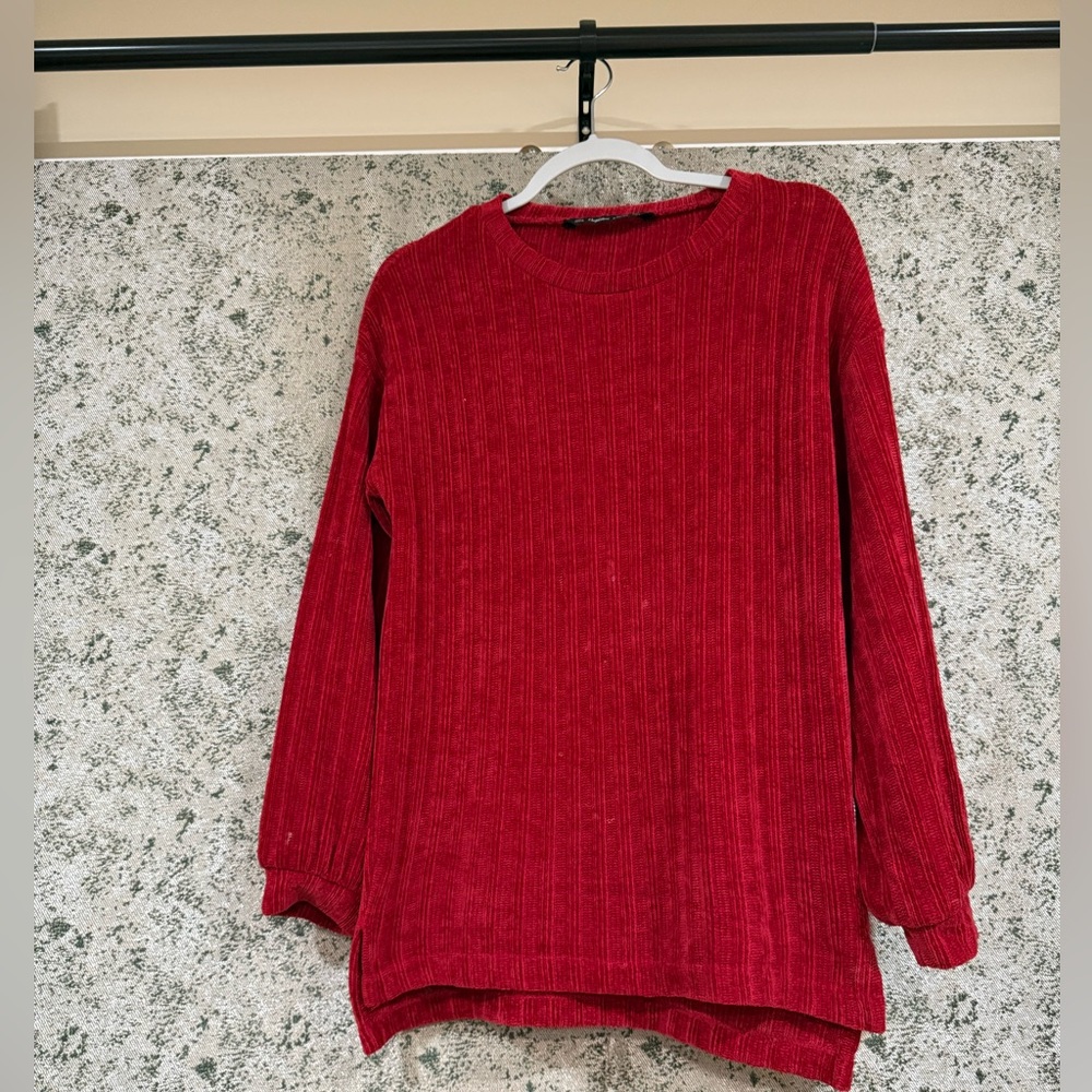 Women casual burgundy sweatshirt